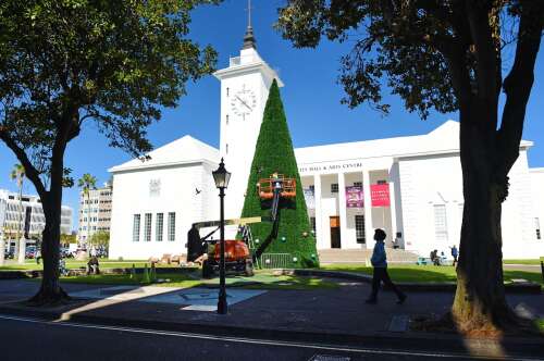 Fireworks no more for City tree-lighting event