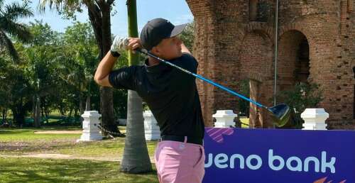 Oliver Betschart tees off at Junior Pan American Games