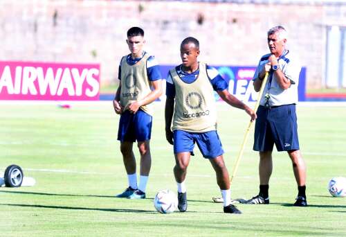 Nahki Wells endorses Trevo Academy for local footballers