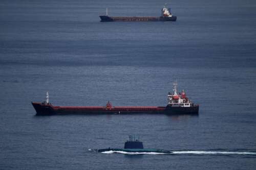 Oil prices set for swings as Iran crisis raises supply uncertainty