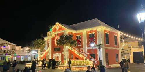 Revellers gather in St George’s to bid farewell to 2025