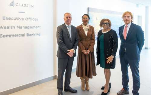 Minister meets bank officials for affordability talks