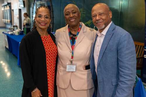 Experts explore developments in dental and public health