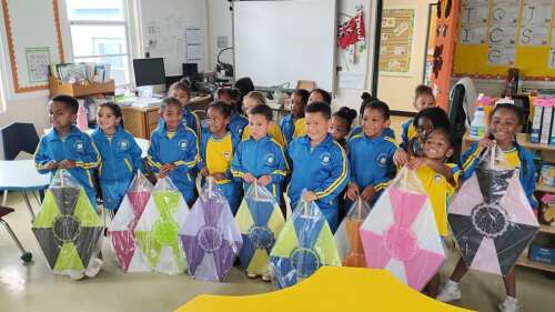 More than 60 Bermuda kites donated to pupils