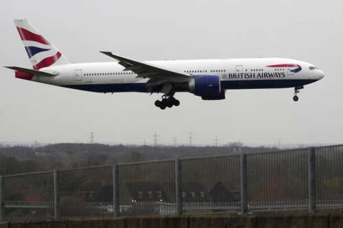 UK moves to ease traveller flight-cancellation fears