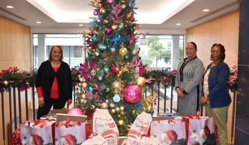 Bermuda Monetary Authority spreads festive cheer