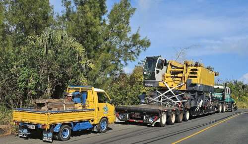 Tractor causes delays in Sandys