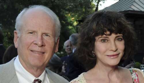 Billionaire’s heirs agree to pay IRS $750 million