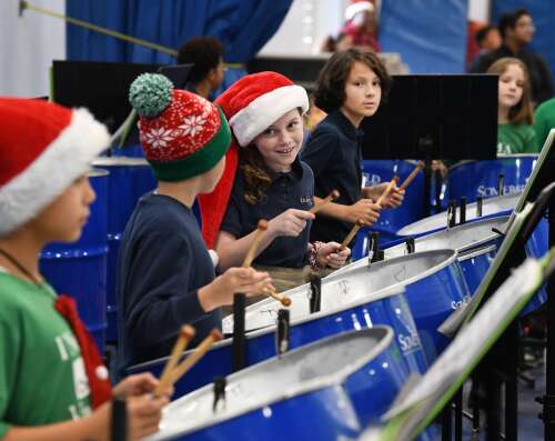 Hurricane threatens Christmas in Somersfield special show 