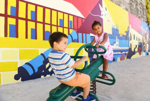 New mural sheds spotlight on Dockyard’s history