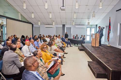 Premier meets with public service leadership