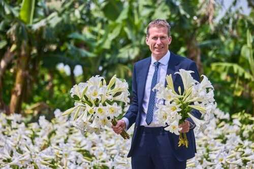 Bermuda’s Easter lilies sent to King Charles III