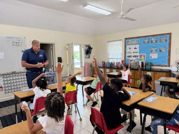 Online safety programme returns to public schools
